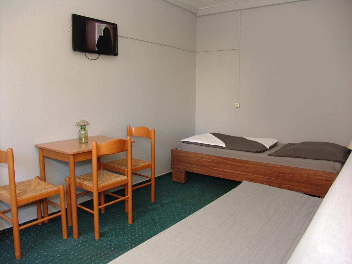 ซิตี้ โฮเต็ล แอนส์แบช Hotel เบอร์ลิน ภายนอก รูปภาพ
